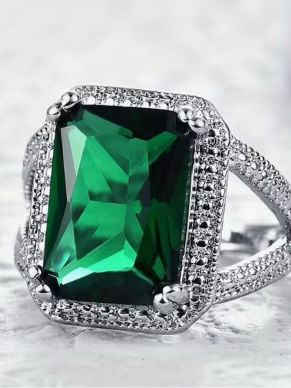 Source Unknown Emerald Green Square Halo Cocktail Ring